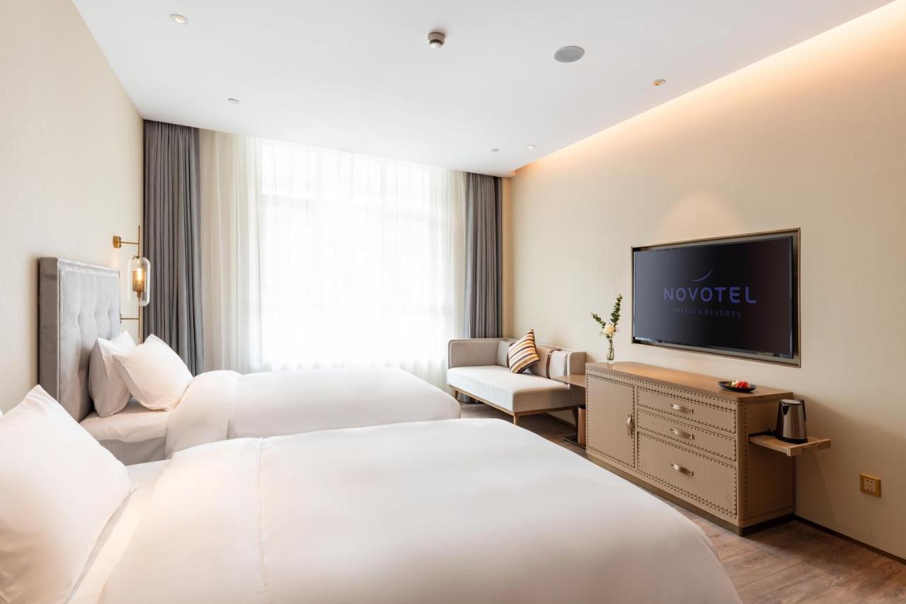 Novotel Qiandao Lake Chun'an Bagian luar foto